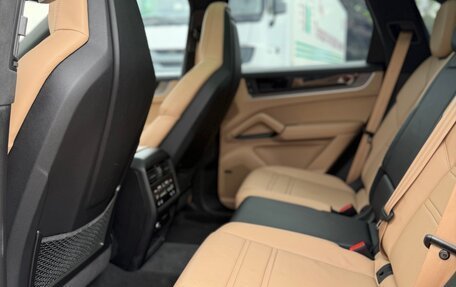 Porsche Cayenne III, 2024 год, 13 600 000 рублей, 8 фотография