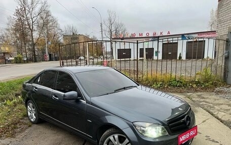 Mercedes-Benz C-Класс, 2009 год, 1 000 000 рублей, 2 фотография