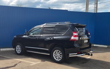 Toyota Land Cruiser Prado 150 рестайлинг 2, 2015 год, 3 800 000 рублей, 2 фотография