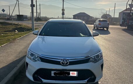 Toyota Camry, 2015 год, 1 990 000 рублей, 5 фотография