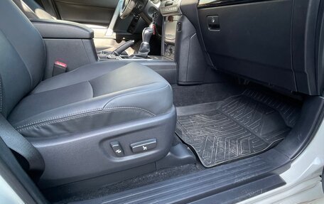 Toyota Land Cruiser Prado 150 рестайлинг 2, 2022 год, 6 200 000 рублей, 10 фотография