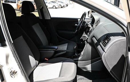 Volkswagen Polo VI (EU Market), 2011 год, 600 000 рублей, 8 фотография