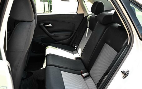 Volkswagen Polo VI (EU Market), 2011 год, 600 000 рублей, 9 фотография