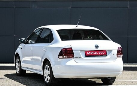 Volkswagen Polo VI (EU Market), 2011 год, 600 000 рублей, 2 фотография