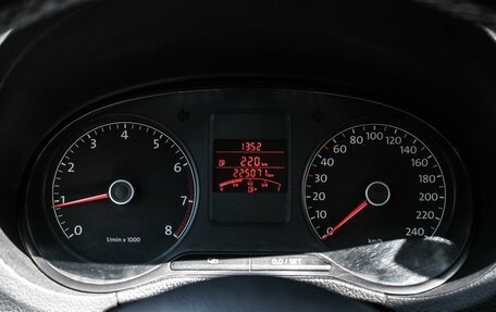 Volkswagen Polo VI (EU Market), 2011 год, 600 000 рублей, 16 фотография