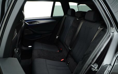 BMW 5 серия, 2019 год, 2 994 444 рублей, 9 фотография