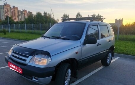 Chevrolet Niva I рестайлинг, 2005 год, 350 000 рублей, 2 фотография