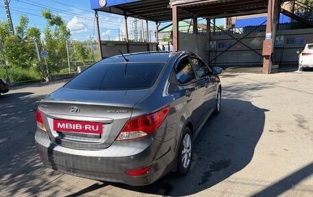 Hyundai Solaris II рестайлинг, 2012 год, 800 000 рублей, 2 фотография