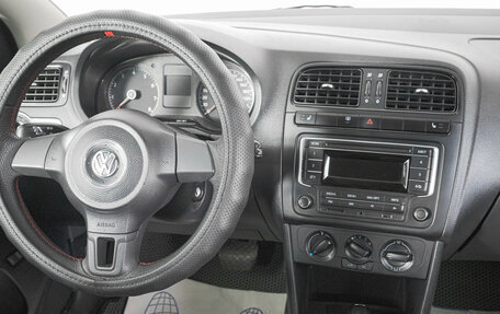 Volkswagen Polo VI (EU Market), 2013 год, 829 000 рублей, 13 фотография