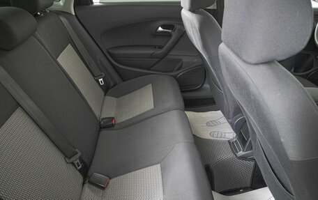 Volkswagen Polo VI (EU Market), 2013 год, 829 000 рублей, 11 фотография