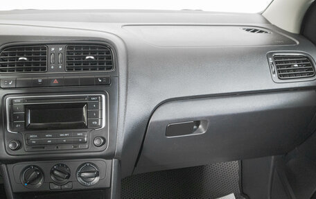 Volkswagen Polo VI (EU Market), 2013 год, 829 000 рублей, 15 фотография