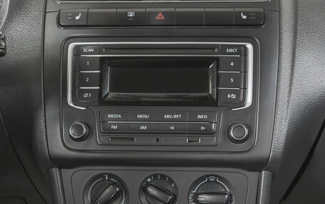 Volkswagen Polo VI (EU Market), 2013 год, 829 000 рублей, 17 фотография
