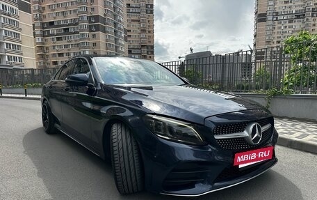 Mercedes-Benz C-Класс, 2018 год, 2 590 000 рублей, 3 фотография