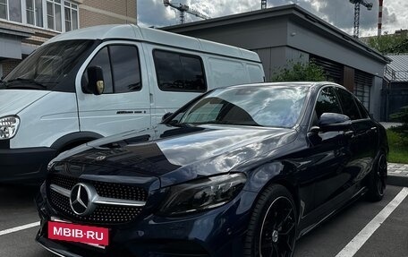 Mercedes-Benz C-Класс, 2018 год, 2 590 000 рублей, 22 фотография