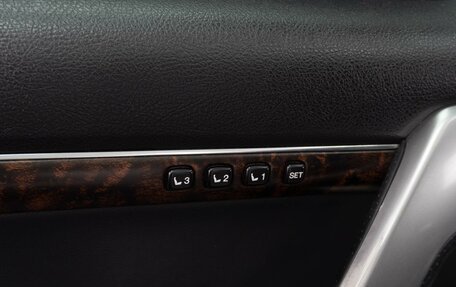 Toyota Land Cruiser 200, 2013 год, 3 719 000 рублей, 12 фотография