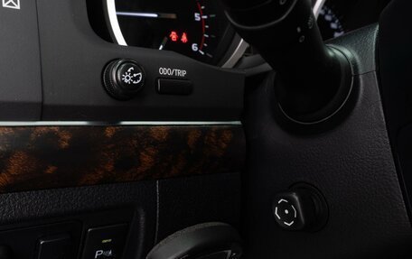 Toyota Land Cruiser 200, 2013 год, 3 719 000 рублей, 15 фотография