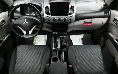 Mitsubishi L200 IV рестайлинг, 2011 год, 1 295 000 рублей, 10 фотография