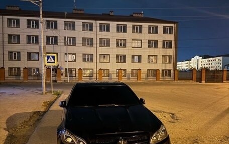 Mercedes-Benz E-Класс, 2013 год, 2 000 000 рублей, 2 фотография