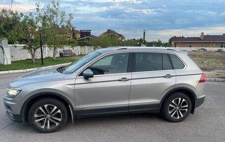 Volkswagen Tiguan II, 2019 год, 2 850 000 рублей, 2 фотография