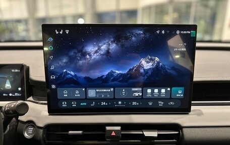 Toyota RAV4, 2026 год, 4 090 000 рублей, 17 фотография