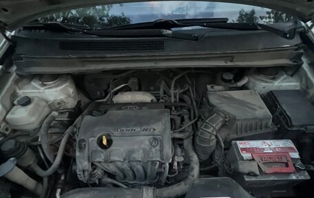 KIA Carens III (RP), 2011 год, 599 000 рублей, 8 фотография