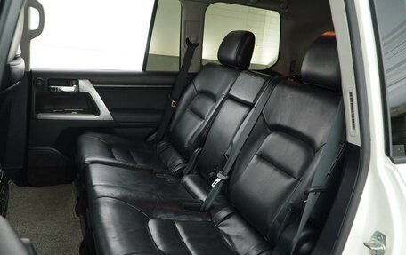Toyota Land Cruiser 200, 2014 год, 4 945 055 рублей, 11 фотография