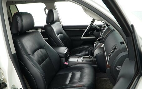 Toyota Land Cruiser 200, 2014 год, 4 945 055 рублей, 10 фотография