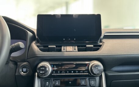 Toyota RAV4, 2025 год, 4 110 000 рублей, 18 фотография