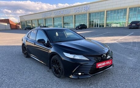 Toyota Camry, 2021 год, 3 180 000 рублей, 4 фотография