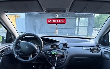 Ford Focus IV, 2001 год, 250 000 рублей, 10 фотография