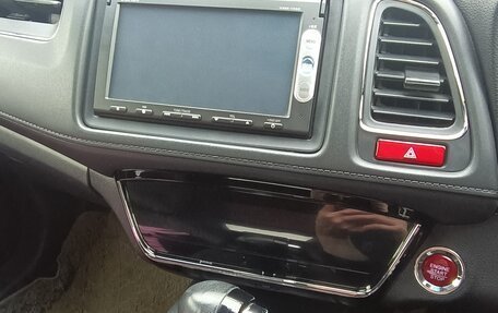Honda Vezel, 2014 год, 1 400 000 рублей, 4 фотография