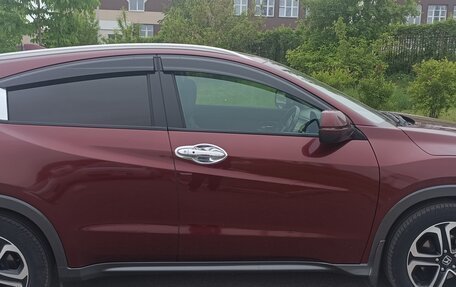 Honda Vezel, 2014 год, 1 400 000 рублей, 12 фотография