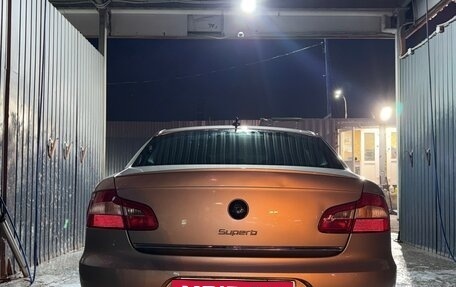Skoda Superb III рестайлинг, 2011 год, 980 000 рублей, 4 фотография
