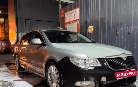 Skoda Superb III рестайлинг, 2011 год, 980 000 рублей, 6 фотография