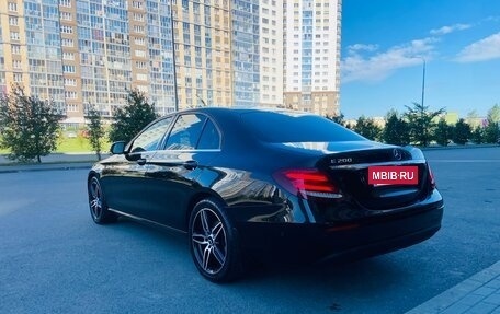 Mercedes-Benz E-Класс, 2016 год, 2 500 000 рублей, 3 фотография