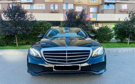 Mercedes-Benz E-Класс, 2016 год, 2 500 000 рублей, 18 фотография