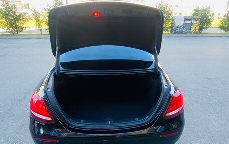 Mercedes-Benz E-Класс, 2016 год, 2 500 000 рублей, 17 фотография