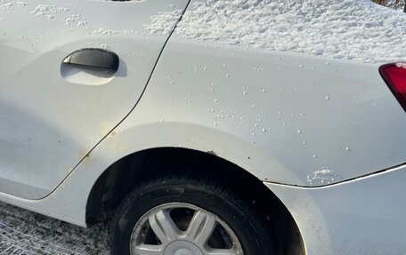 Renault Logan II, 2016 год, 450 000 рублей, 7 фотография