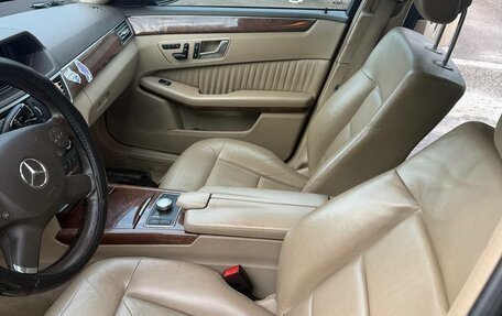 Mercedes-Benz E-Класс, 2012 год, 1 650 000 рублей, 9 фотография