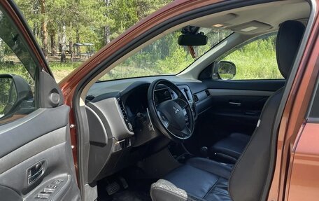 Mitsubishi Outlander III рестайлинг 3, 2012 год, 1 380 000 рублей, 11 фотография