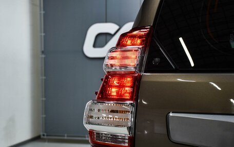 Toyota Land Cruiser Prado 150 рестайлинг 2, 2013 год, 3 799 000 рублей, 6 фотография
