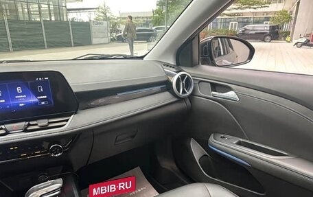 Chevrolet Monza, 2024 год, 1 200 000 рублей, 17 фотография