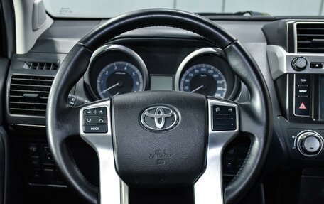 Toyota Land Cruiser Prado 150 рестайлинг 2, 2013 год, 3 799 000 рублей, 14 фотография