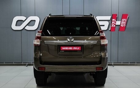 Toyota Land Cruiser Prado 150 рестайлинг 2, 2013 год, 3 799 000 рублей, 4 фотография