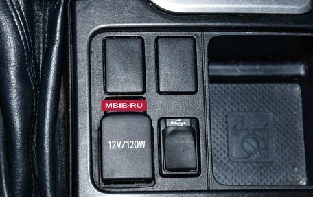 Toyota Land Cruiser Prado 150 рестайлинг 2, 2013 год, 3 799 000 рублей, 20 фотография