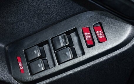 Toyota Land Cruiser Prado 150 рестайлинг 2, 2013 год, 3 799 000 рублей, 25 фотография