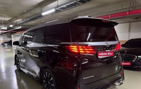 Toyota Alphard, 2026 год, 10 700 777 рублей, 1 фотография