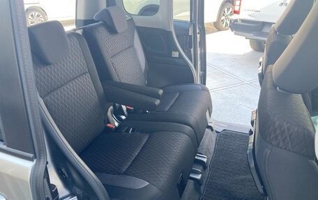 Mitsubishi Delica D:2, 2023 год, 919 000 рублей, 28 фотография