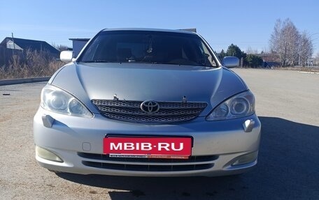 Toyota Camry V40, 2004 год, 650 000 рублей, 5 фотография