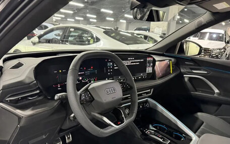 Audi Q5, 2026 год, 7 697 777 рублей, 5 фотография